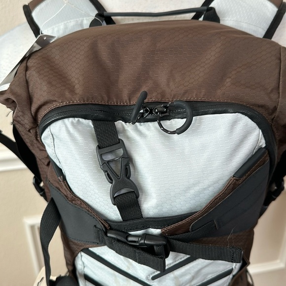 Spyder SOPRIS BACKPACK - Bison/Ash - Picture 9 of 16